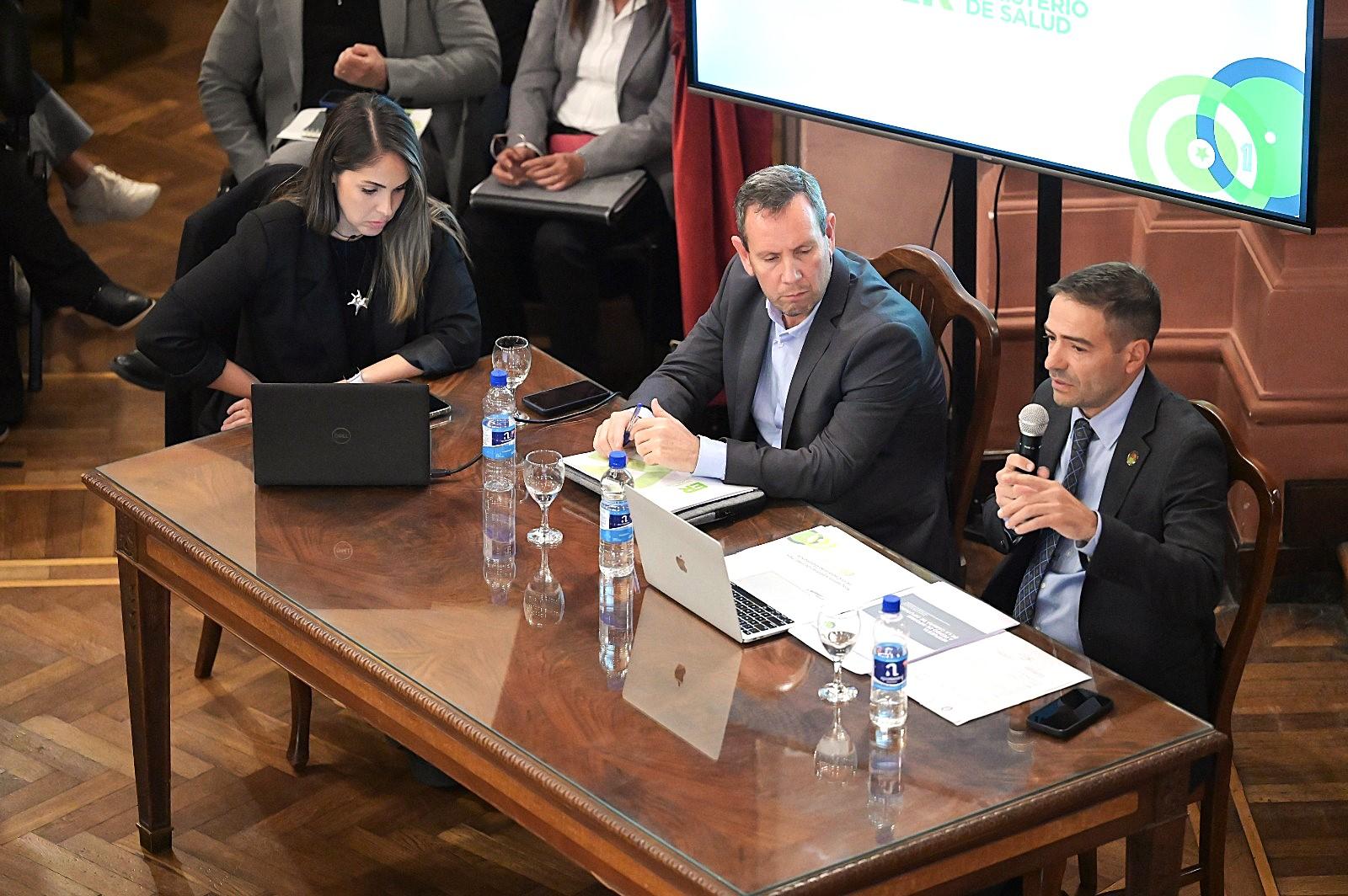 Prevención del suicidio: el ministro Blanzaco expuso ante los diputados