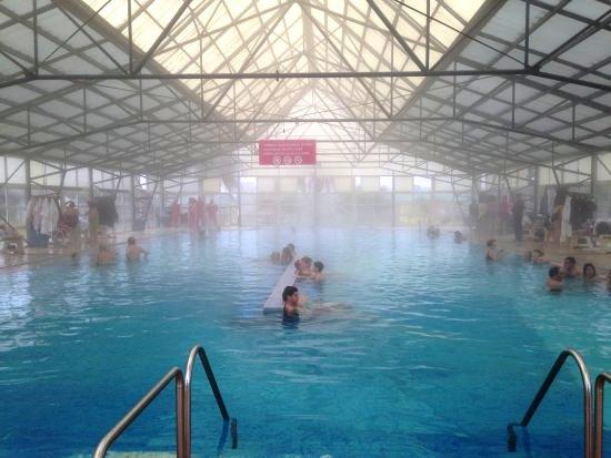 Termas y seguridad: el plan para renovar el sector infantil sin afectar el turismo