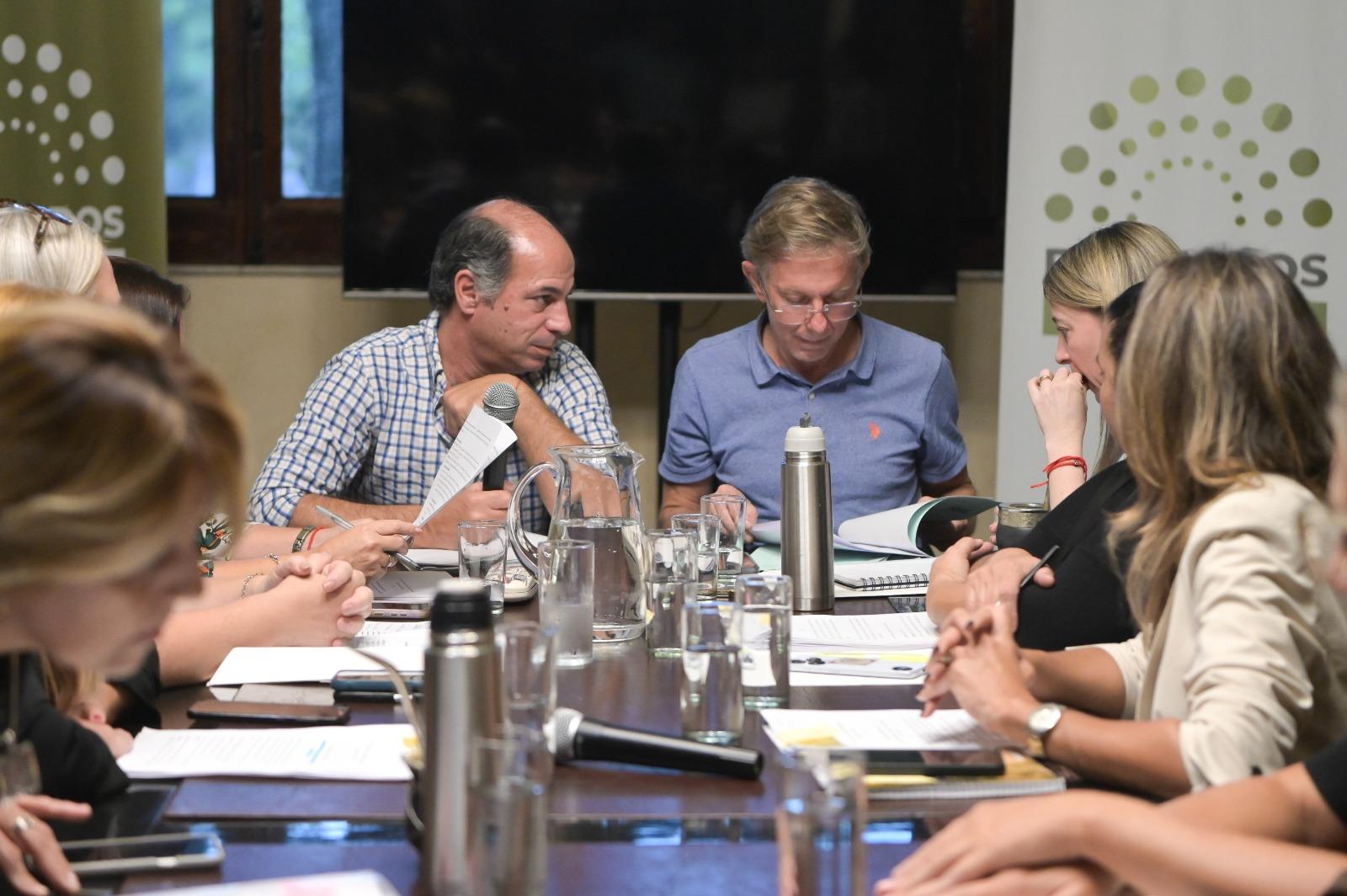 Trabajo en Comisiones: avanza el "Compre Provincial" y nuevas regulaciones para el deporte entrerriano
