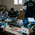 Ciberestafas: desarticulan una banda que operaba con perfiles falsos en redes sociales