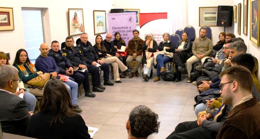 Coordinan acciones para la asistencia de personas en situación de calle en Paraná