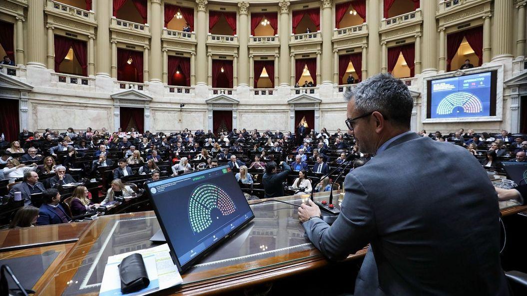 Diputados aprobó la “Ley Hojarasca” y avanzó con el recorte de subsidios al gas tras una jornada de fuerte tensión política