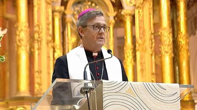 Basta de arengar la división”: fuerte mensaje de García Cuerva durante el Tedeum del 25 de Mayo
