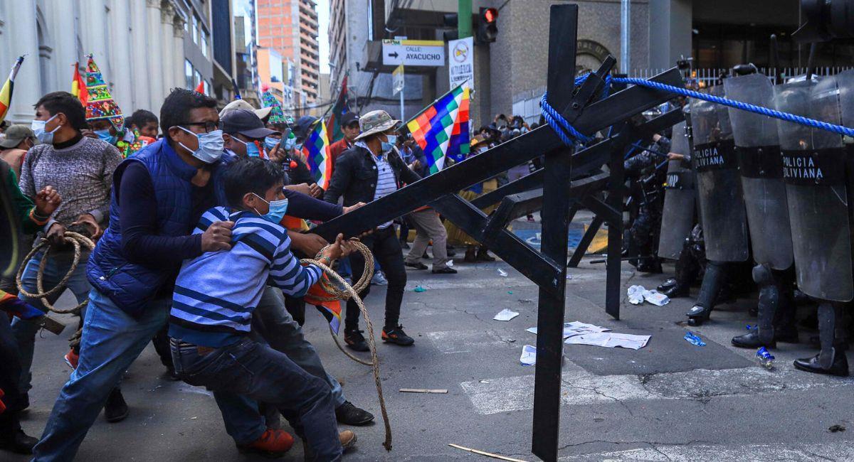 Bolivia habilitó el despliegue militar y crece la tensión por las protestas