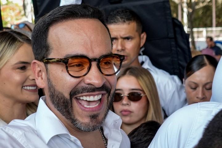 Colombia cerró las urnas y se encamina a un balotaje entre Cepeda y De la Espriella