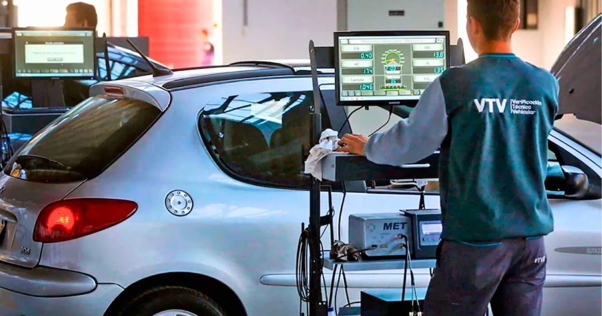 Desregulan la revisión técnica vehicular y habrá más talleres para realizarla