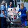 Una terraza para sanar: el hospital de Londres que lleva a pacientes de terapia intensiva al aire libre