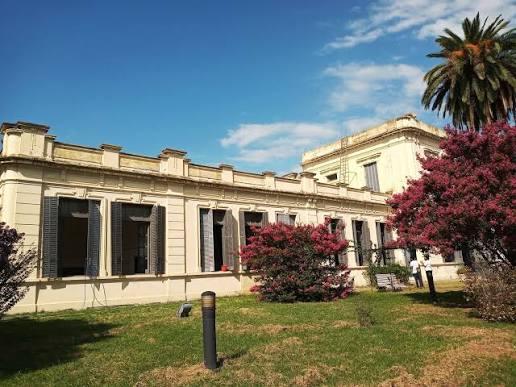 Invierten 40 millones de pesos para reparar una escuela emblemática de Nogoyá