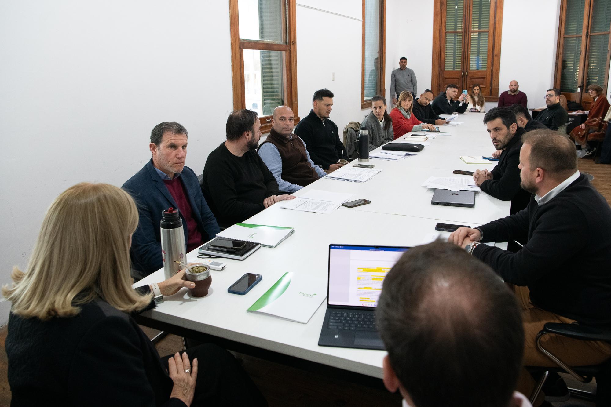 La Municipalidad evaluó el funcionamiento del transporte público en una reunión del órgano de control