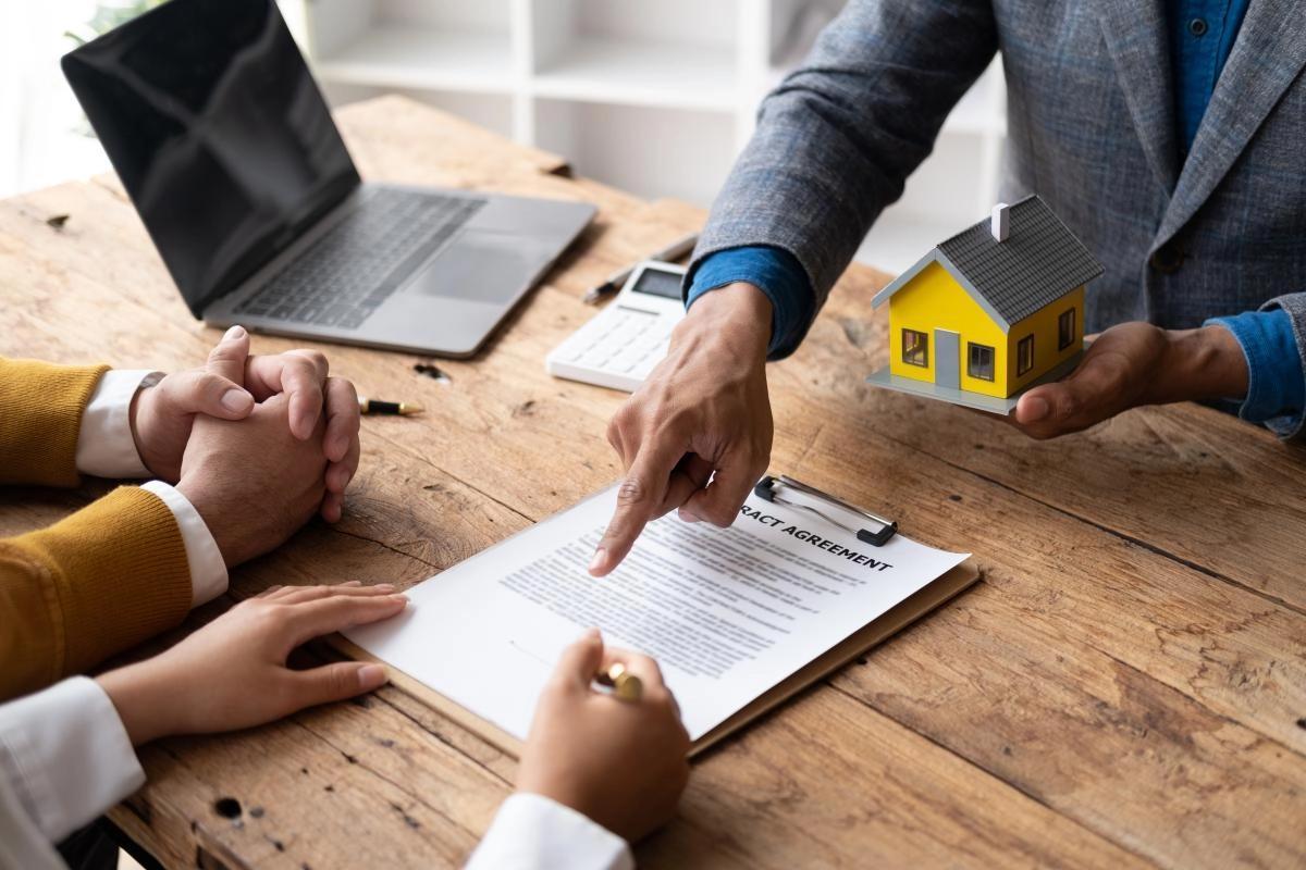 El Gobierno impulsa una reforma para desregular el mercado inmobiliario y eliminar la matrícula obligatoria