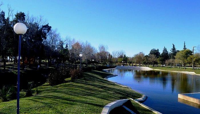 Crespo: agenda de vacaciones de invierno con teatro infantil, acrotelas y yoga