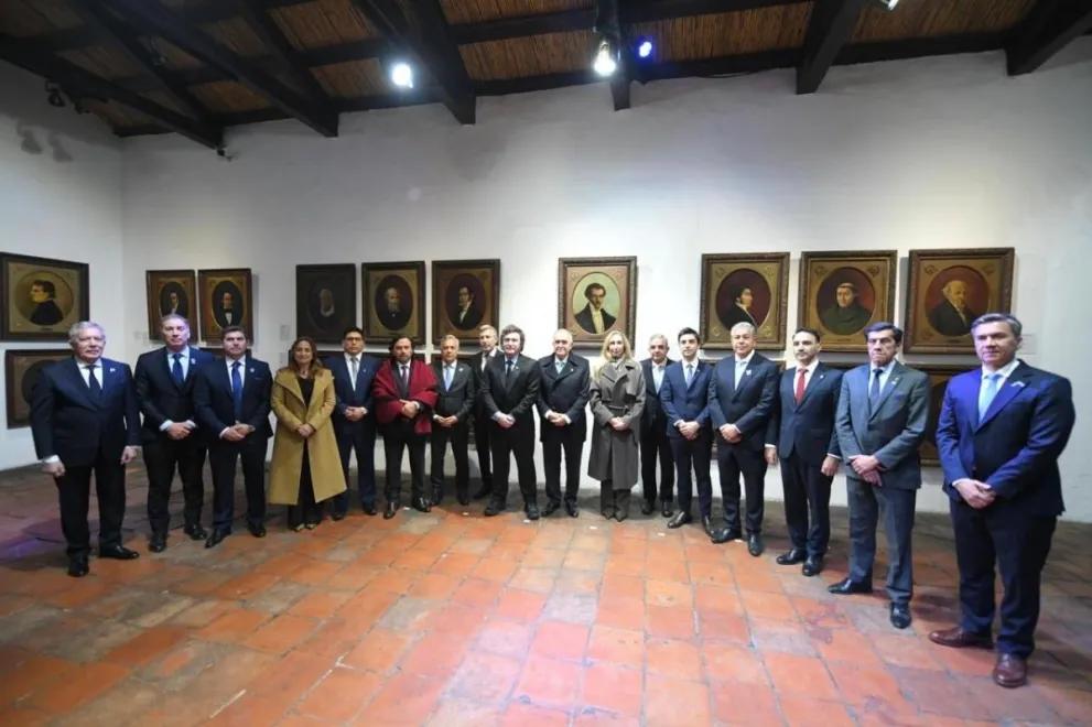 A dos años del Pacto de Mayo: Milei con los gobernadores en Tucuman, una imagen para analizar