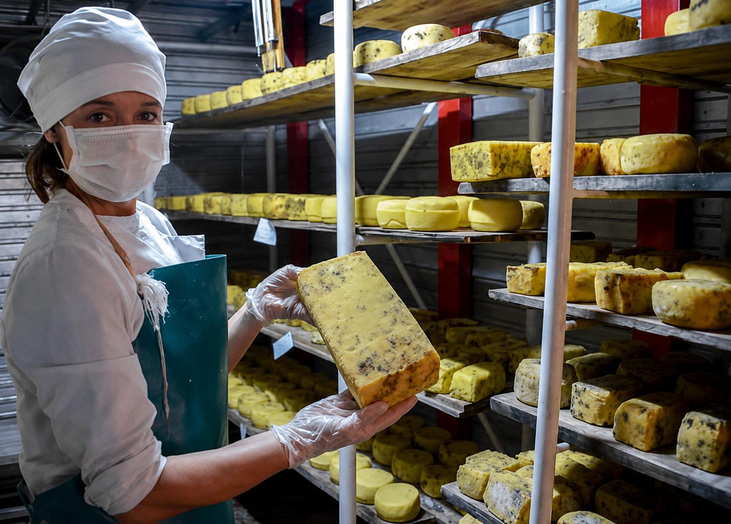 En Crespo, una incubadora ayuda a pequeños emprendedores