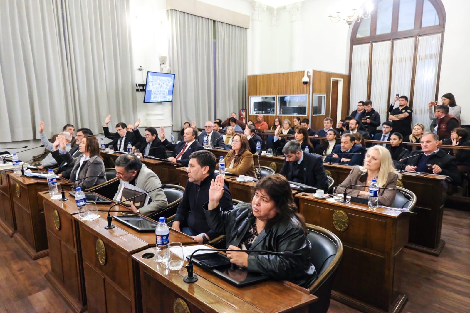 El Senado entrerriano dio media sanción a la reforma previsional con votos clave de la oposición