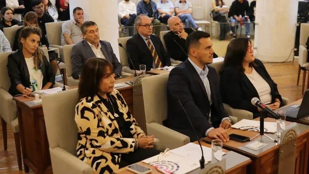 Concejales de Paraná cuestionan al Defensor del Pueblo local por su intervención en el conflicto por los comedores escolares