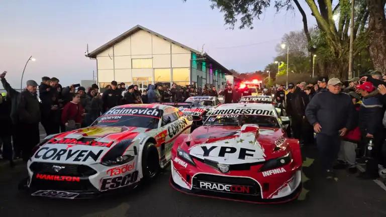 El TC copó Paraná: desfile en la Costanera, multitud en el Parque Urquiza y el autódromo ya está a pleno
