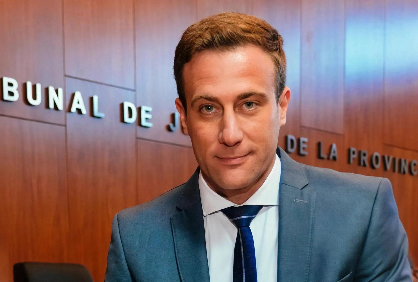 El comisario y abogado Daniel Rosatelli se abstuvo de declarar y pidió acceder al expediente