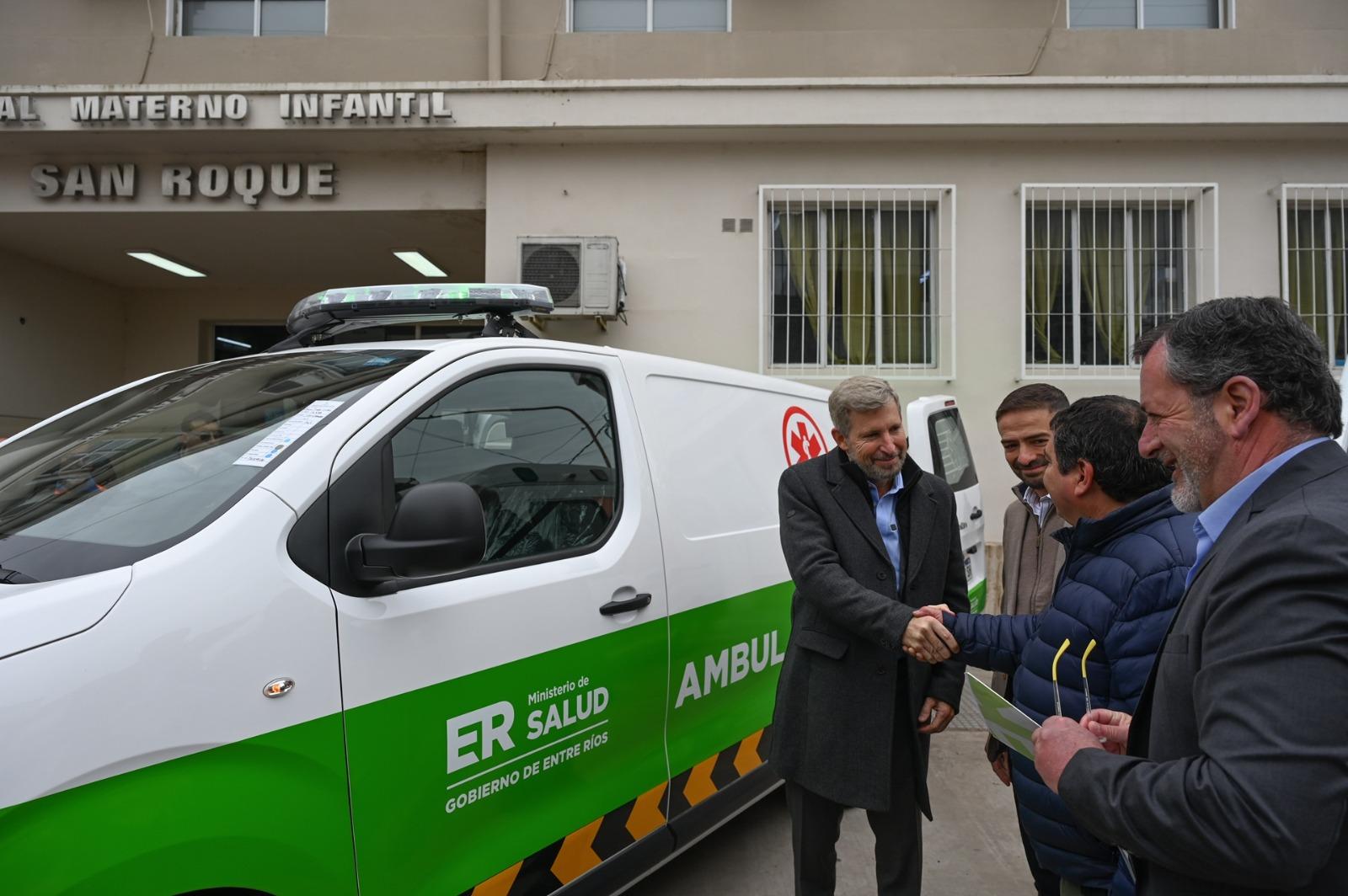 Paraná sumó cuatro ambulancias y dos motos para reforzar el sistema de emergencias