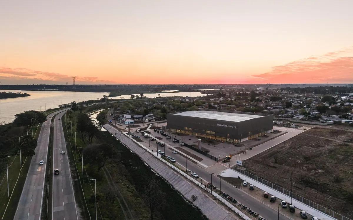 Pullaro anunció el primer kilómetro de la Costanera del Salado y su conexión con el nuevo estadio