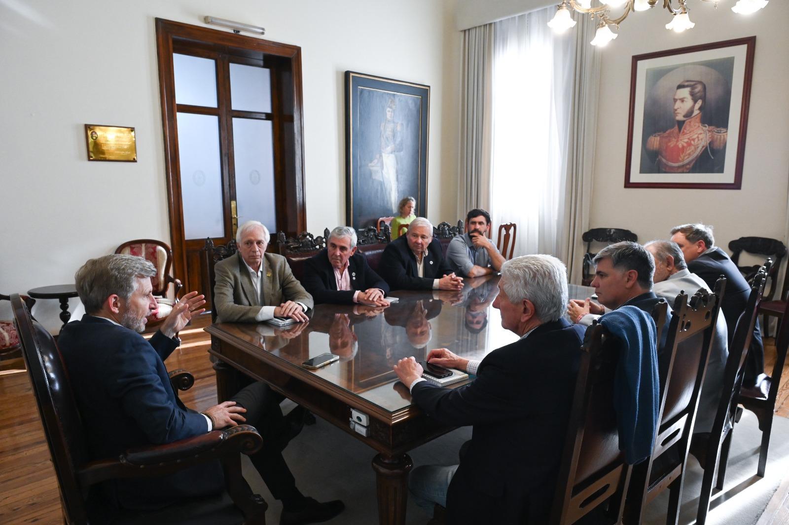 El estado de los caminos rurales, en el centro de la agenda entre el Gobierno y el campo