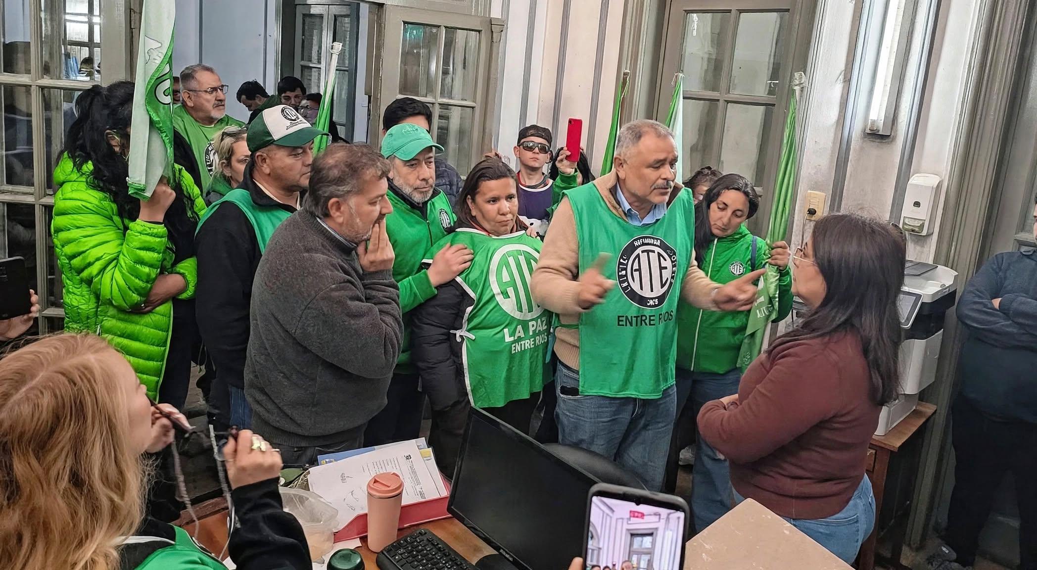 Denuncia penal contra integrantes de ATE tras incidentes en Recursos Humanos