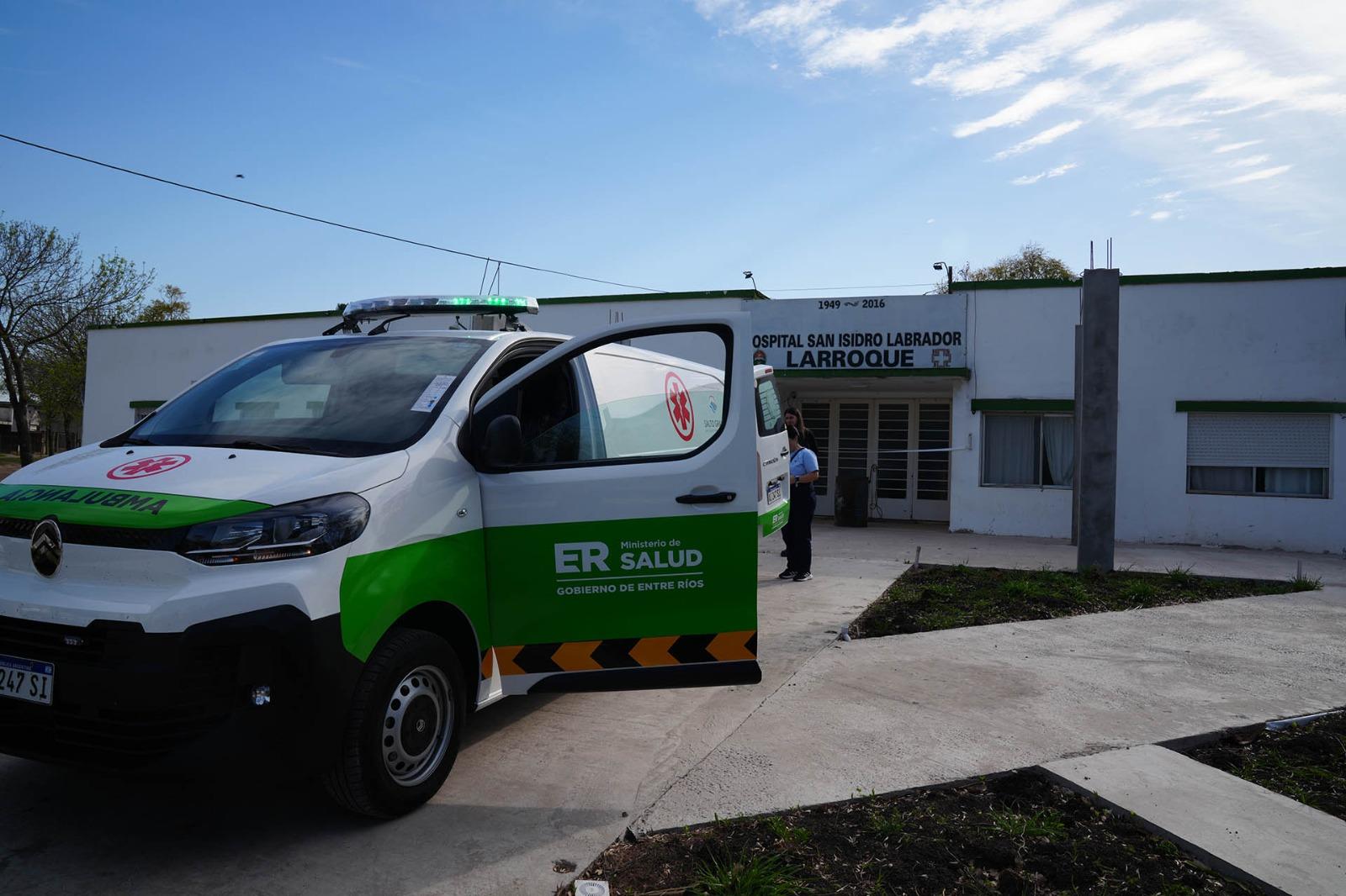 Tres hospitales de la costa del Uruguay recibieron nuevas ambulancias