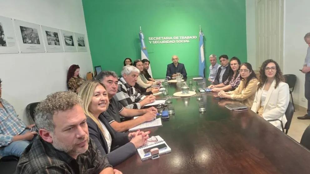 El Gobierno ratificó la oferta y avanzará con el pago del 3,5% a los docentes