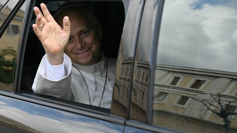 El papa León XIV recibió el alta tras la cirugía por cáncer de pulmón y volverá a aparecer el domingo