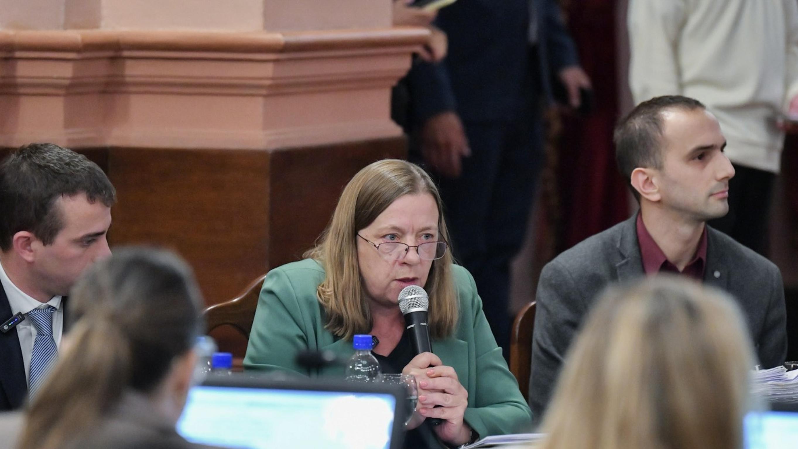 Berisso defendió el cambio en la compra de desayunos escolares y detalló los controles previstos