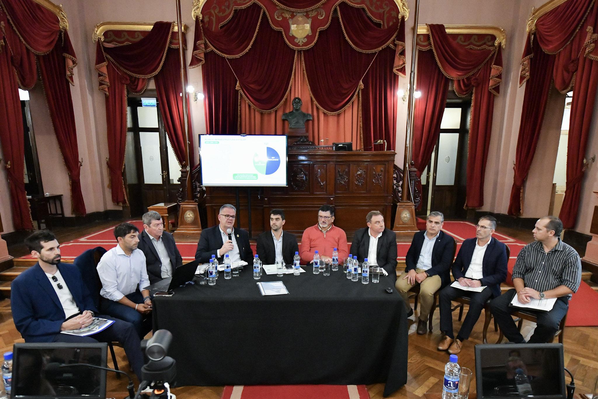 El 50% del presupuesto de obra pública de Entre Ríos para 2027 irá a rutas y caminos